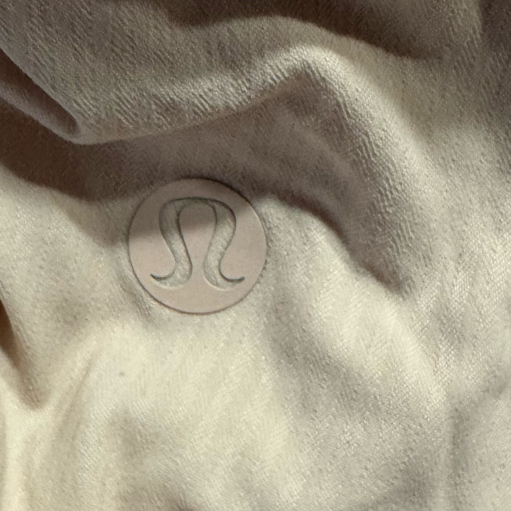 Lululemon Beyond the Studio Jogger in Feather Pink Sz 2 - Picture 8 of 14